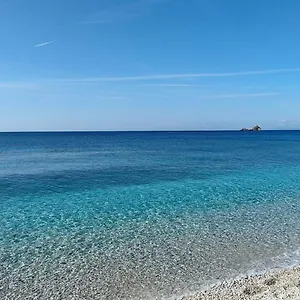  Affittacamere Capo Bianco Private